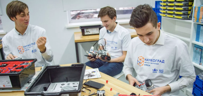 Detskie Tehnoparki Moskvy Priglashayut Shkolnikov Na Dni Otkrytyh Dverej