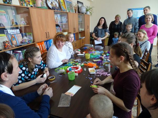 Цссв берег надежды. Берег надежды детский дом. Круглый стол по семейному воспитанию в старшей группе.