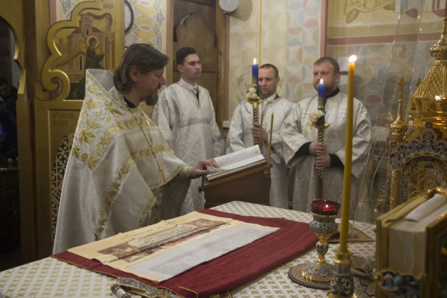 богослужение в храме федосьино